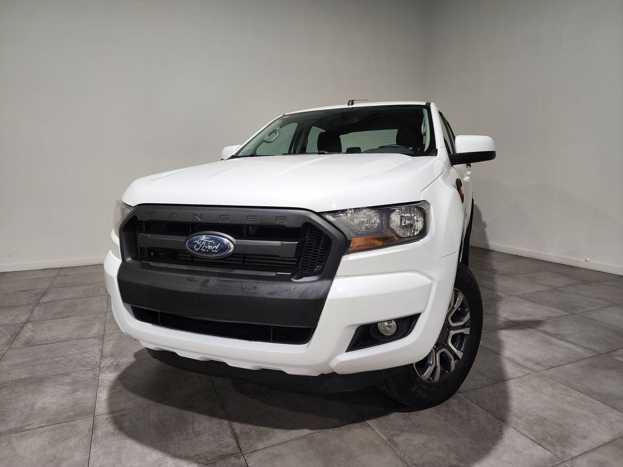Vitrinas frio  de segunda mano - ford ranger 2018 /