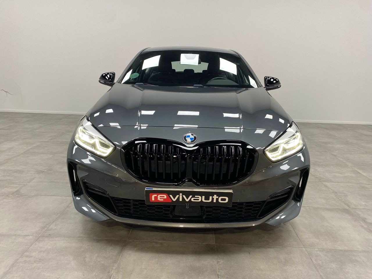 bmw serie 1 2021 / foto grande (3)