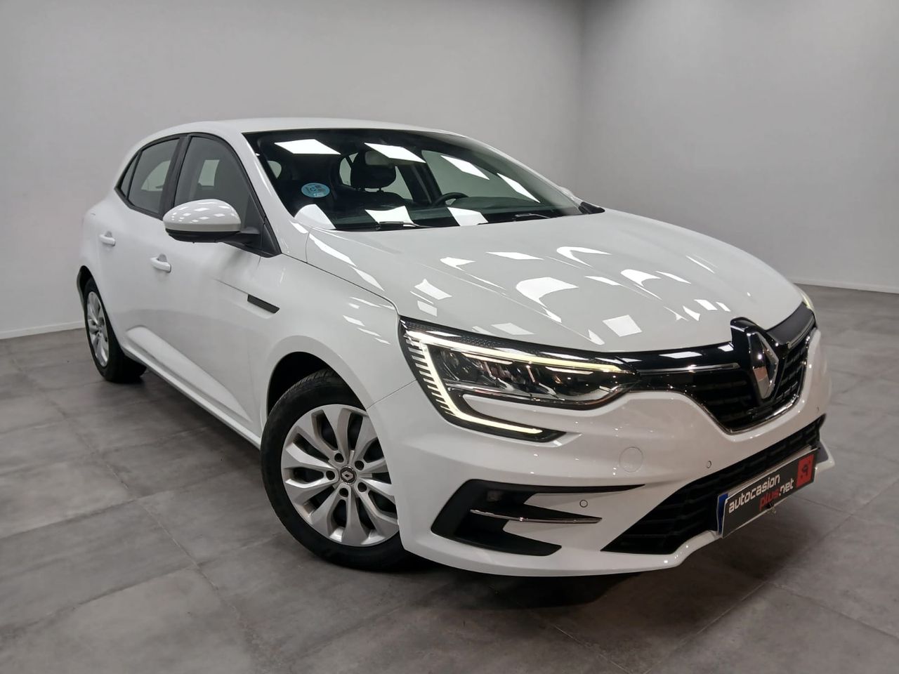 renault megane 2020 / foto grande (3)