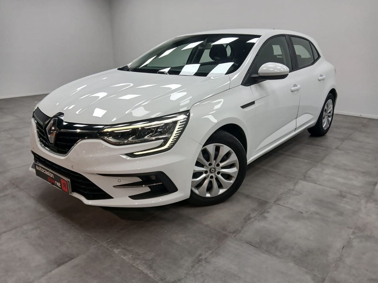 Vitrinas frio  de segunda mano - renault megane 2020 /