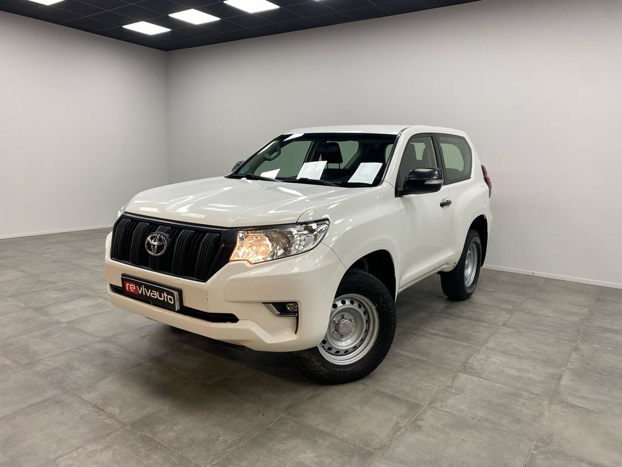 toyota land cruiser 2020 / foto grande (2)