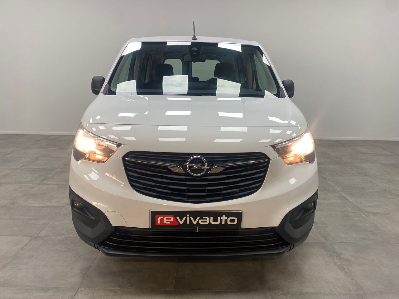 opel combo 2021 / foto grande (3)