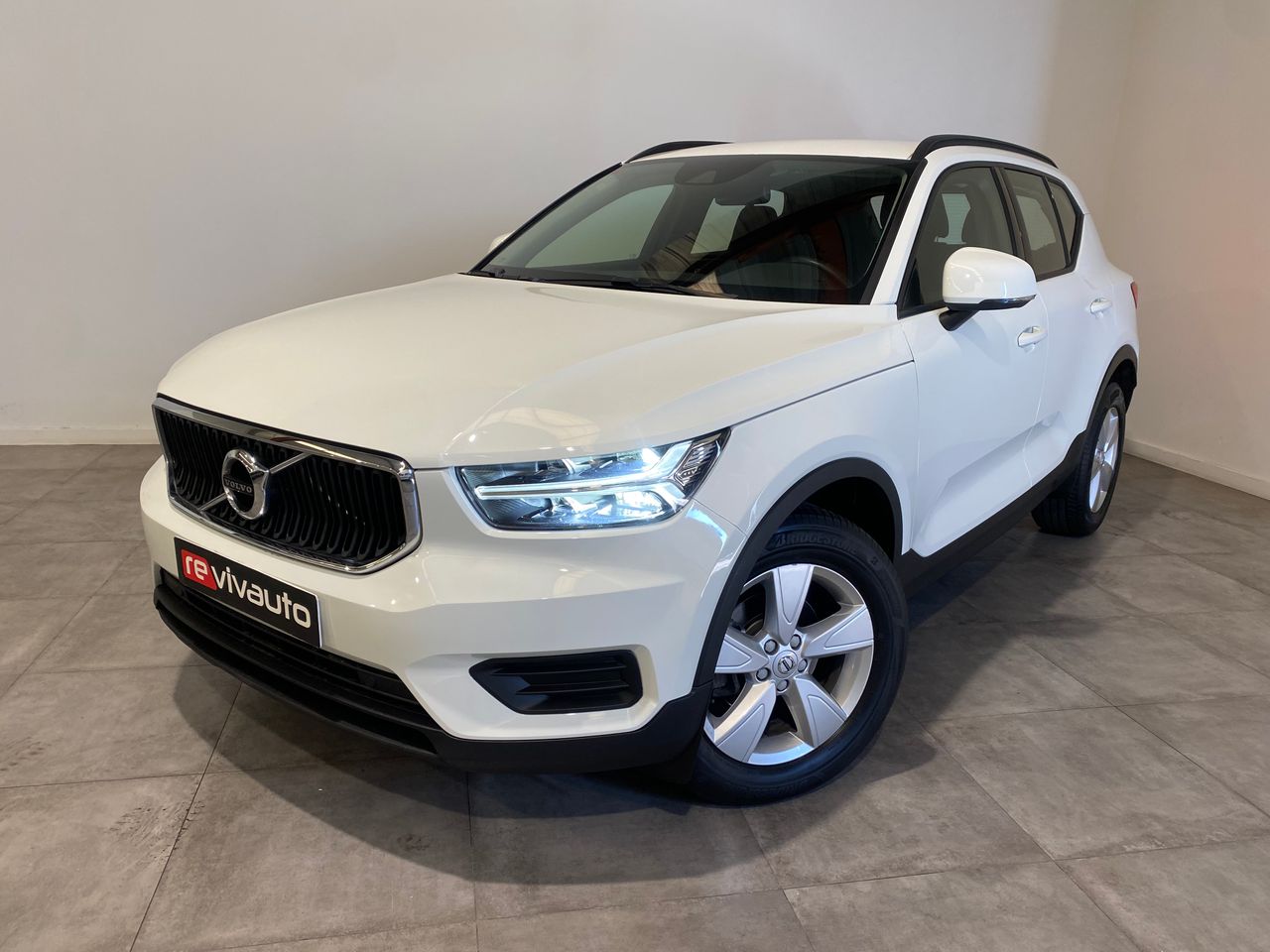 volvo xc40 2021 /