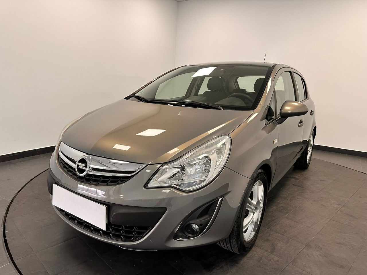 Swm g01f  de segunda mano - opel corsa 2011 /