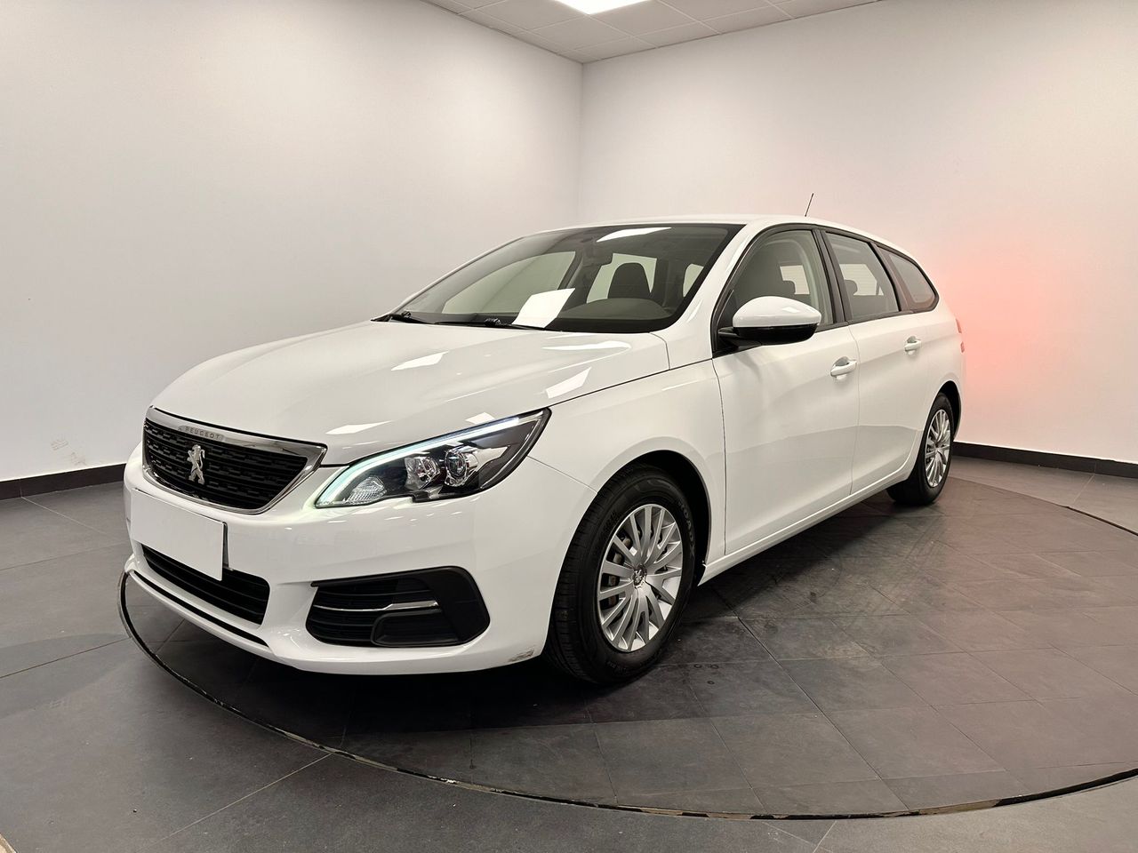 Ficha  de segunda mano - peugeot 308 2018 /