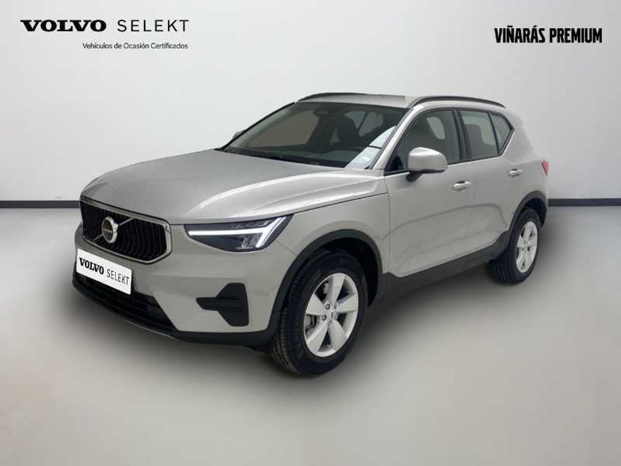 volvo xc40 2024 /