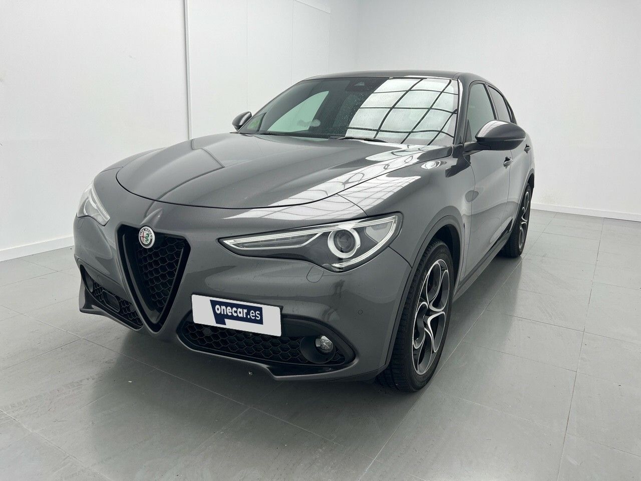 alfa romeo stelvio 2022 /
