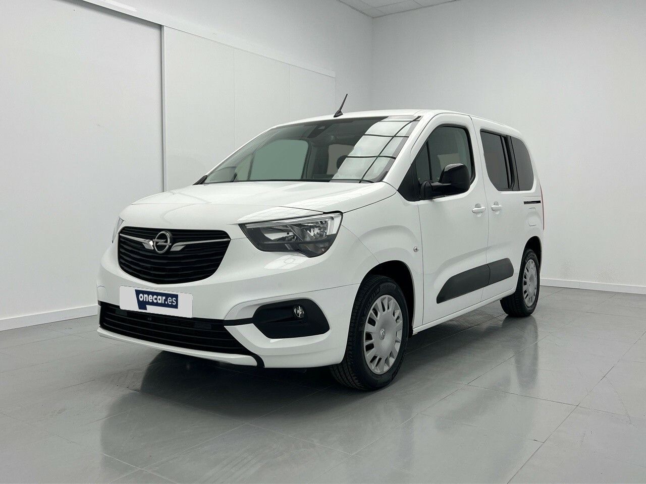 opel combo 2022 /