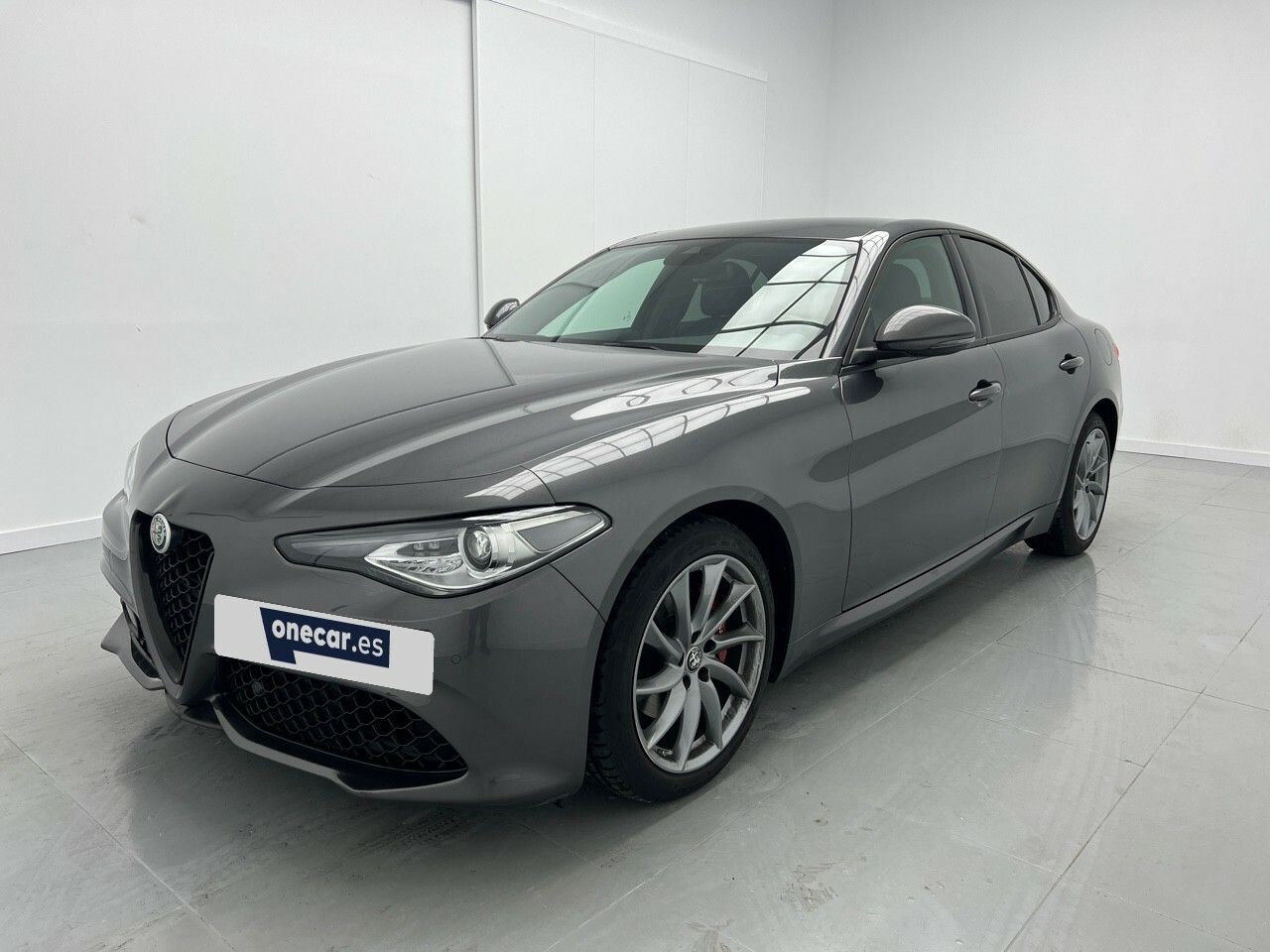 alfa romeo giulia 2023 /