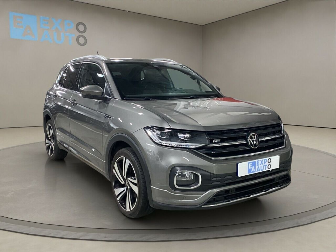 Volkswagen tcross 2021  de segunda mano - volkswagen t-cross 2021 /