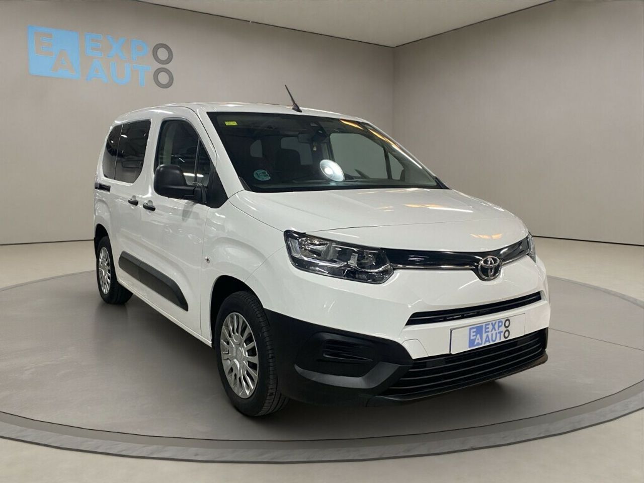 toyota proace verso 2022 /