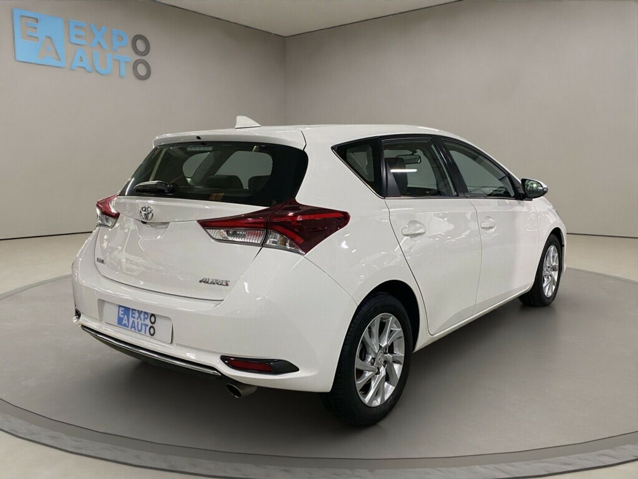 toyota auris 2016 / foto grande (3)