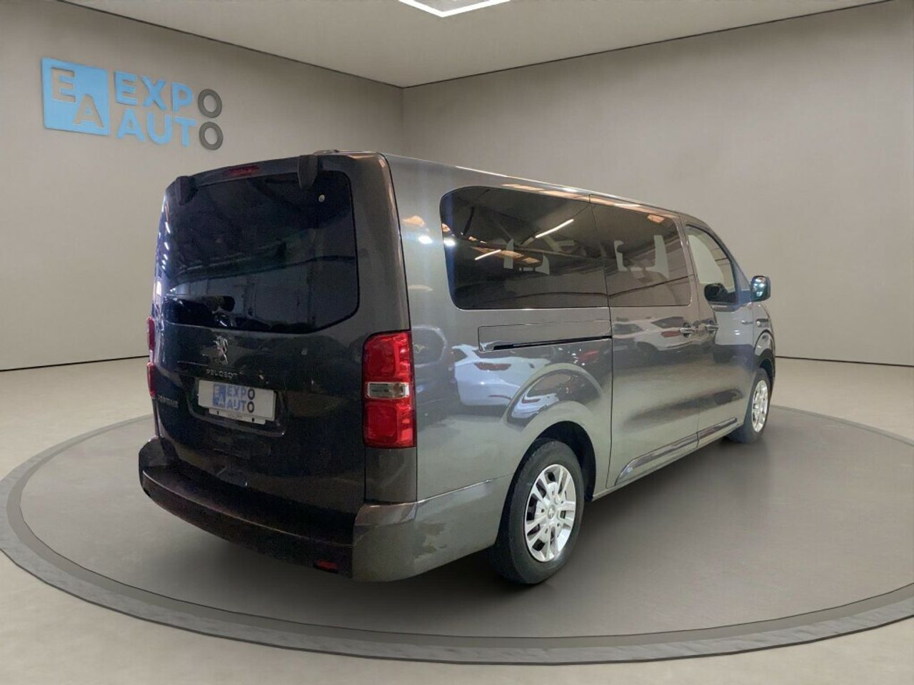 peugeot traveller 2019 / foto grande (2)
