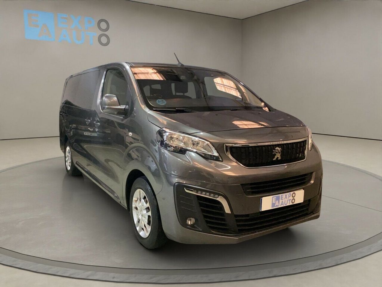 Peugeot traveller 2021  de segunda mano - peugeot traveller 2019 /