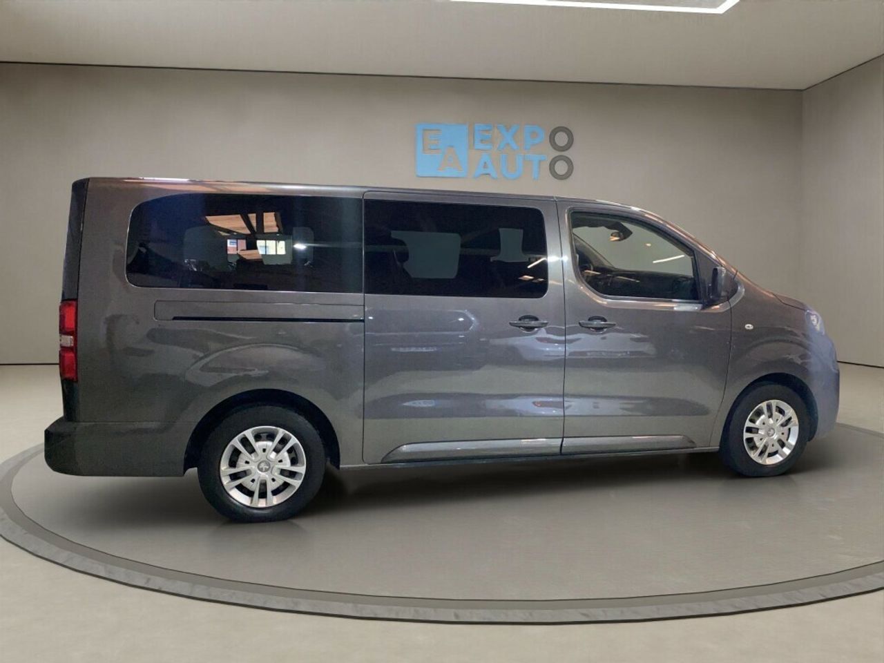 peugeot traveller 2019 / foto grande (3)
