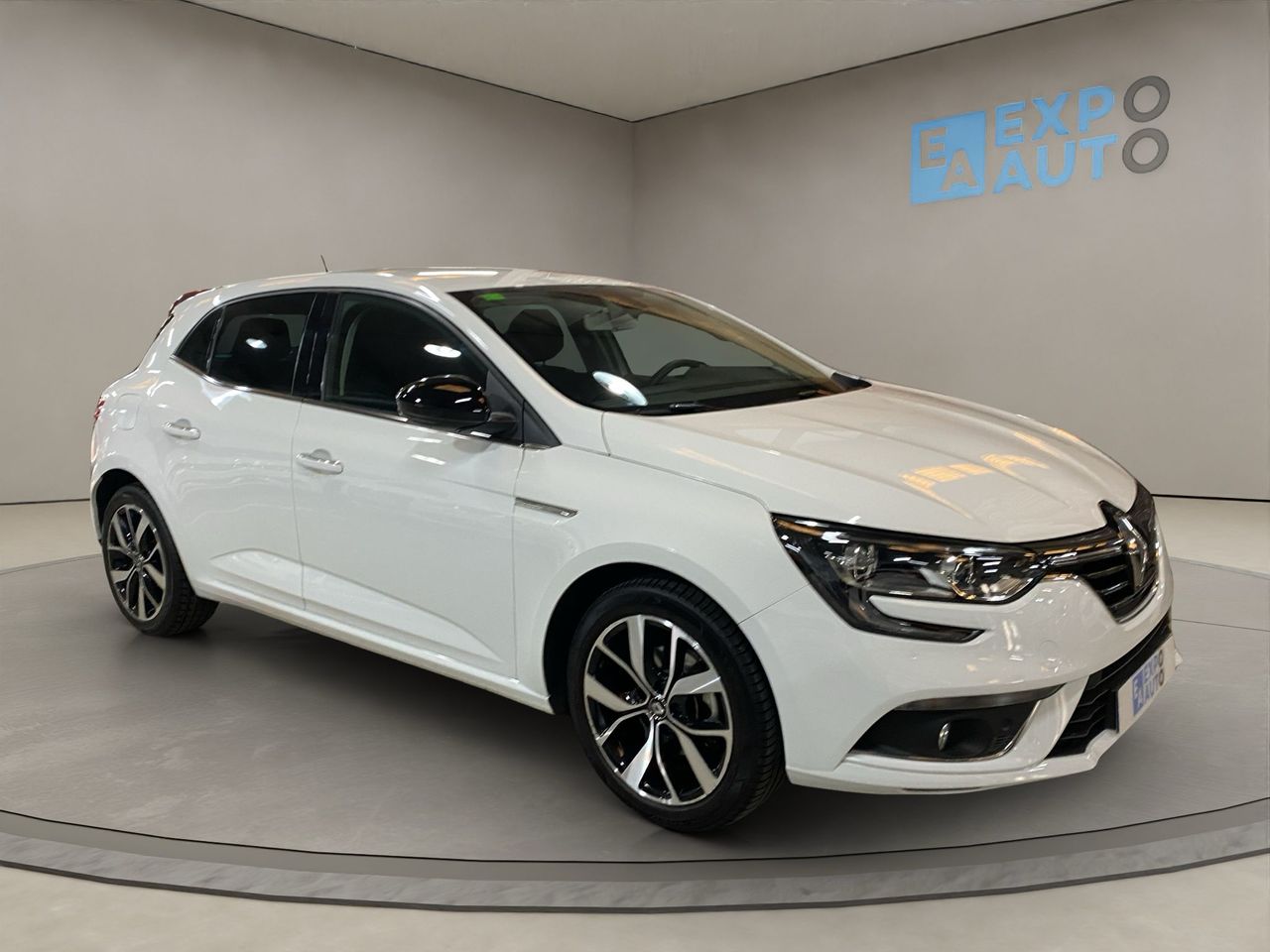 Renault megane blanco  de segunda mano - renault megane 2019 /
