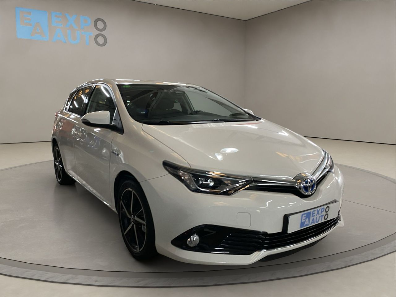 Foto toyota auris 2017 /