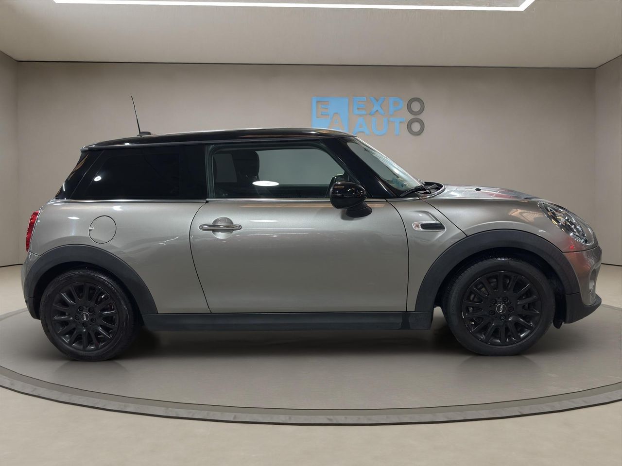 mini mini 2019 / foto grande (2)