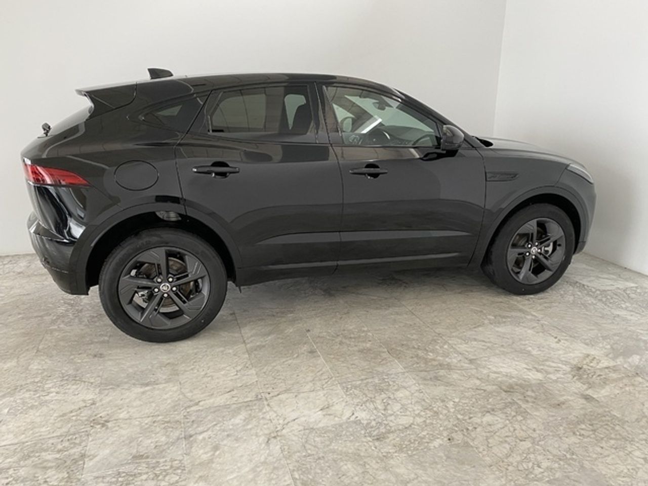 jaguar e-pace 2023 / foto grande (3)