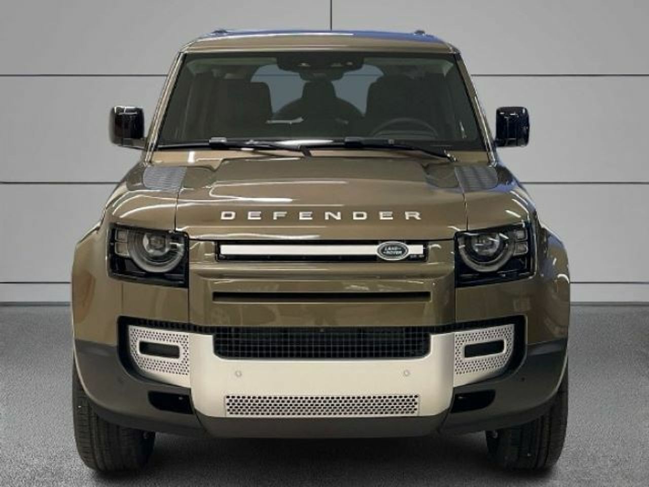 Amplio  de segunda mano - land-rover defender 2025 /