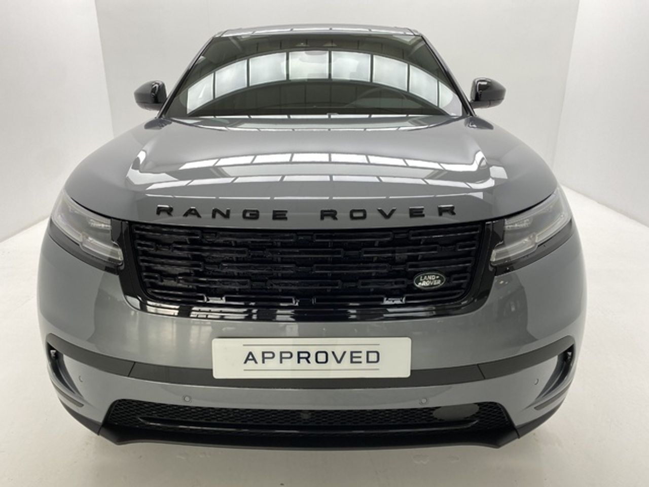 land-rover range rover velar 2024 /