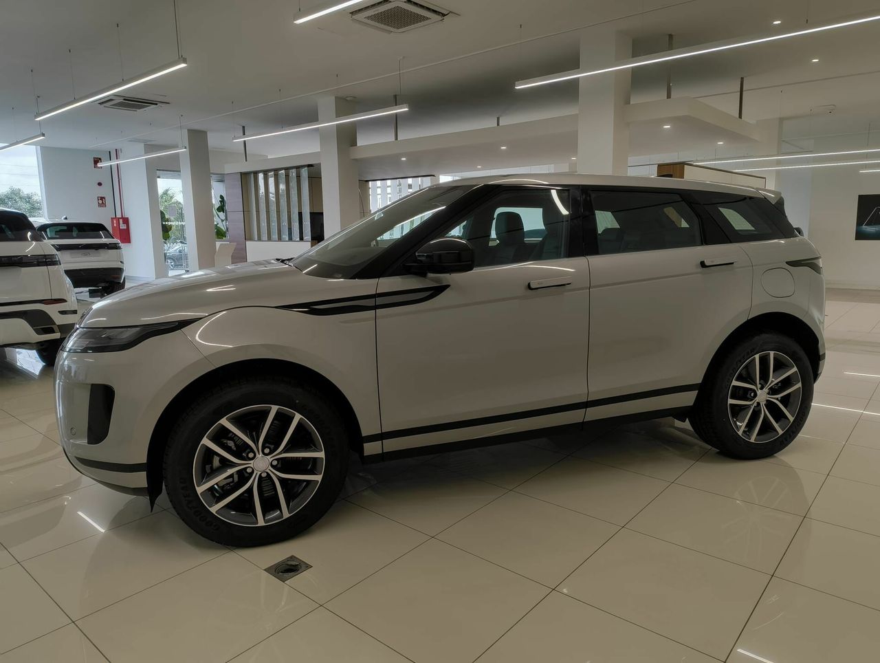 land-rover range rover evoque 2025 / foto grande (2)