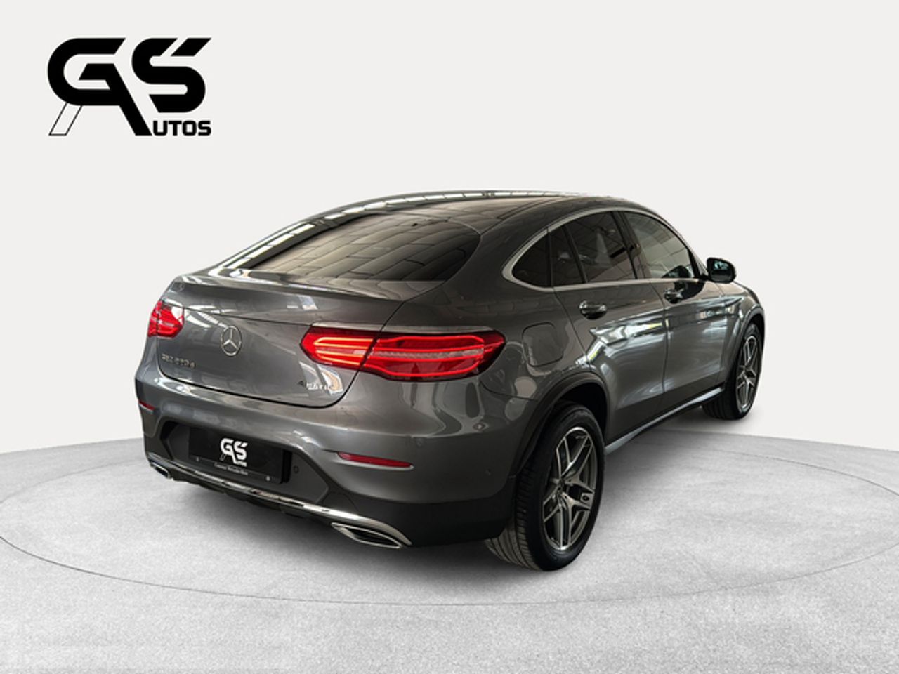 mercedes glc 2018 / foto grande (3)