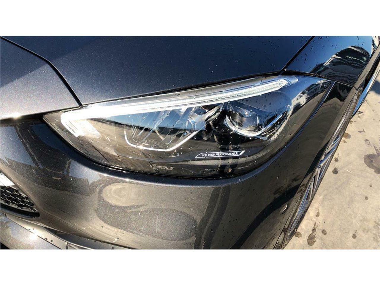 mercedes clase c 2024 / foto grande (3)