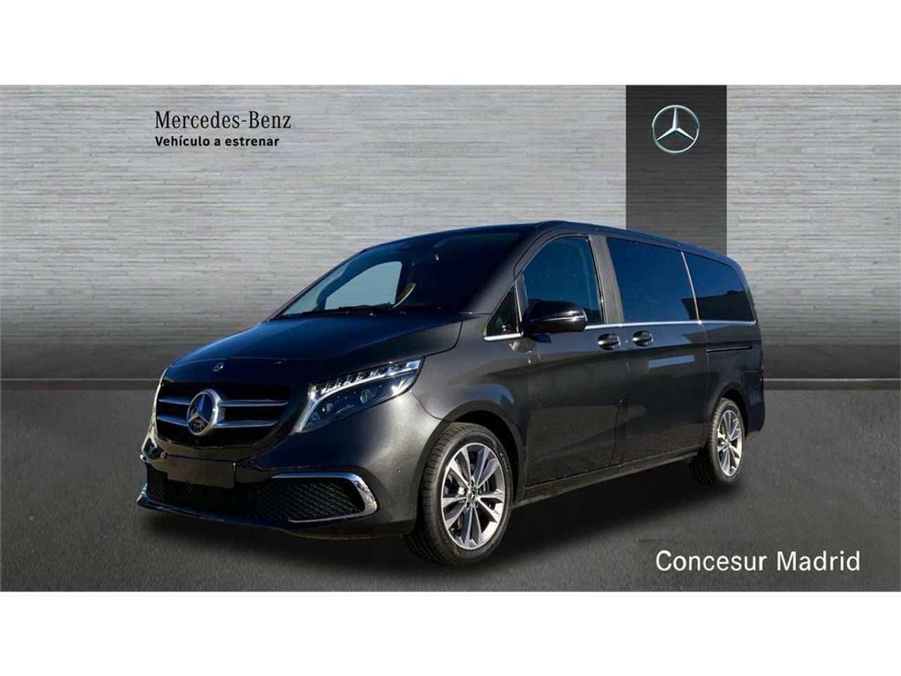 Mesa con tapa de cristal  de segunda mano - mercedes clase v 2025 /