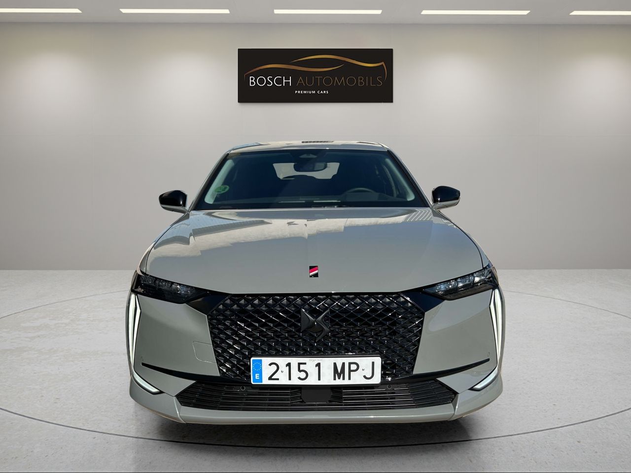 ds automobiles ds 4 2024 / foto grande (2)