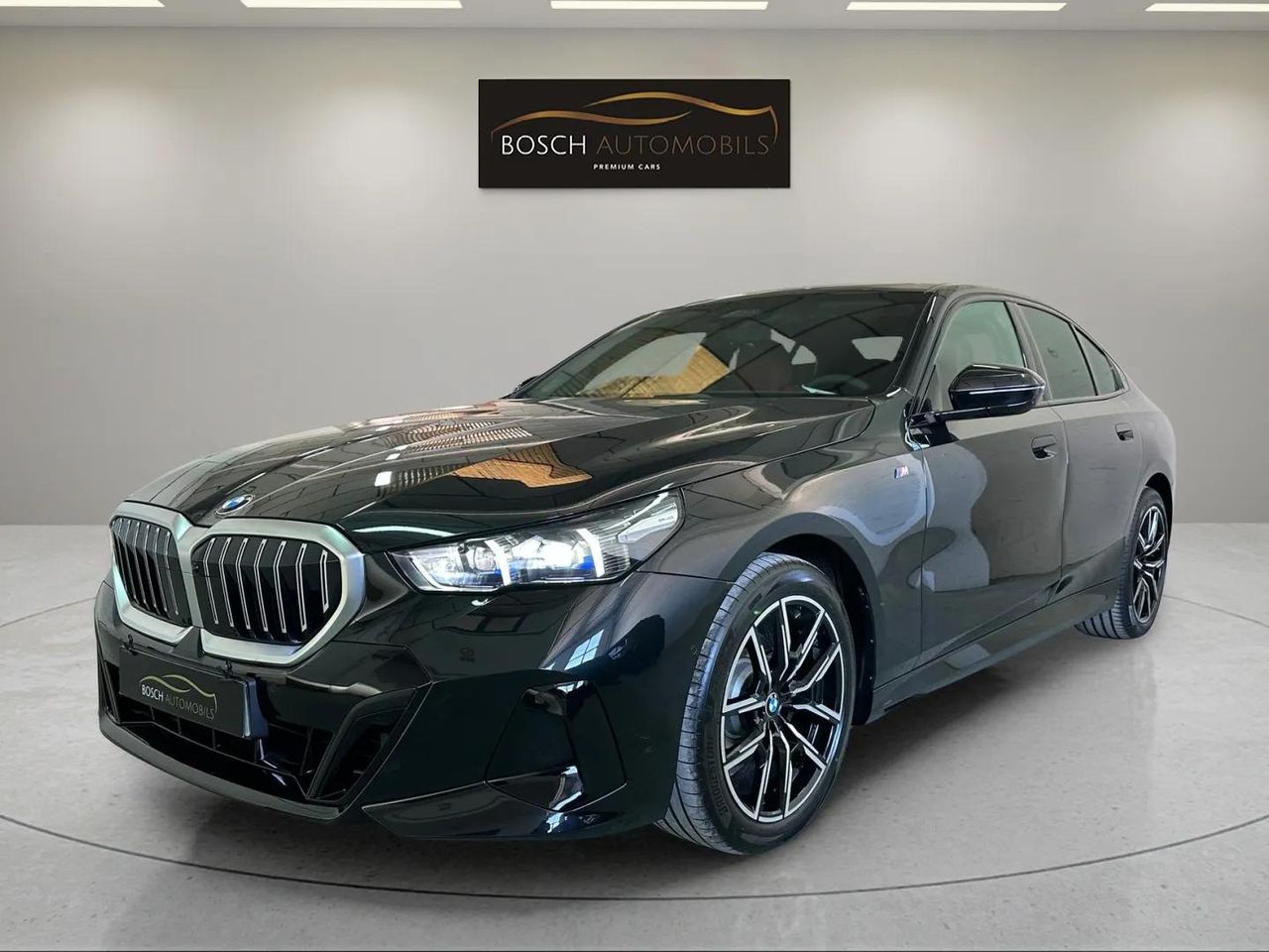 Foto bmw serie 5 2024 /