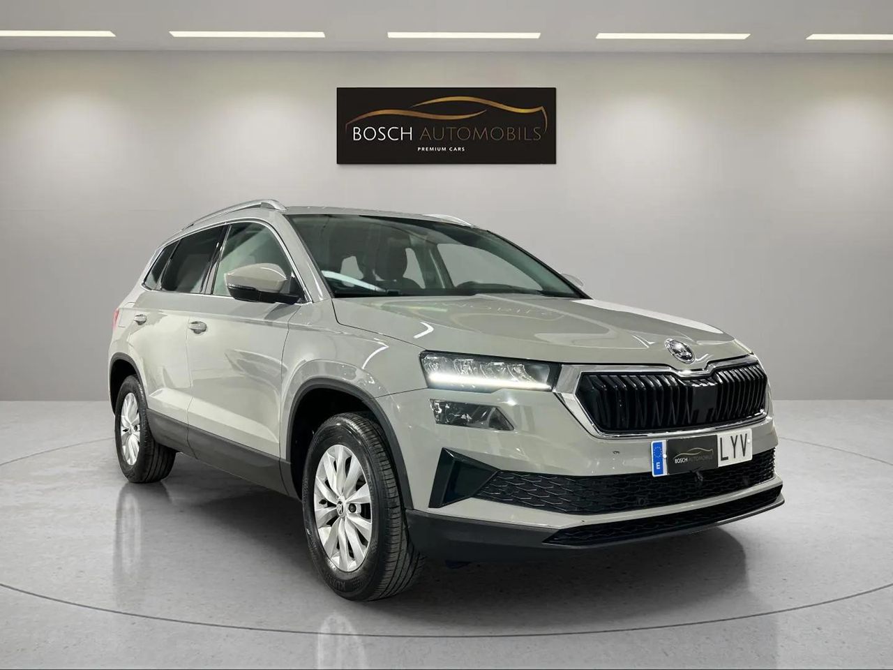 skoda karoq 2022 / foto grande (3)