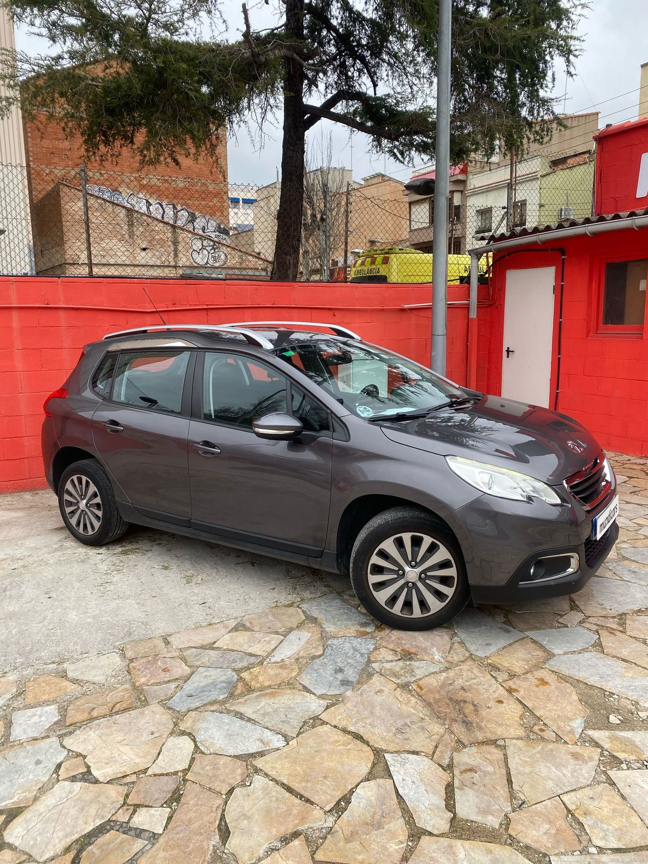 peugeot 2008 2014 / foto grande (3)