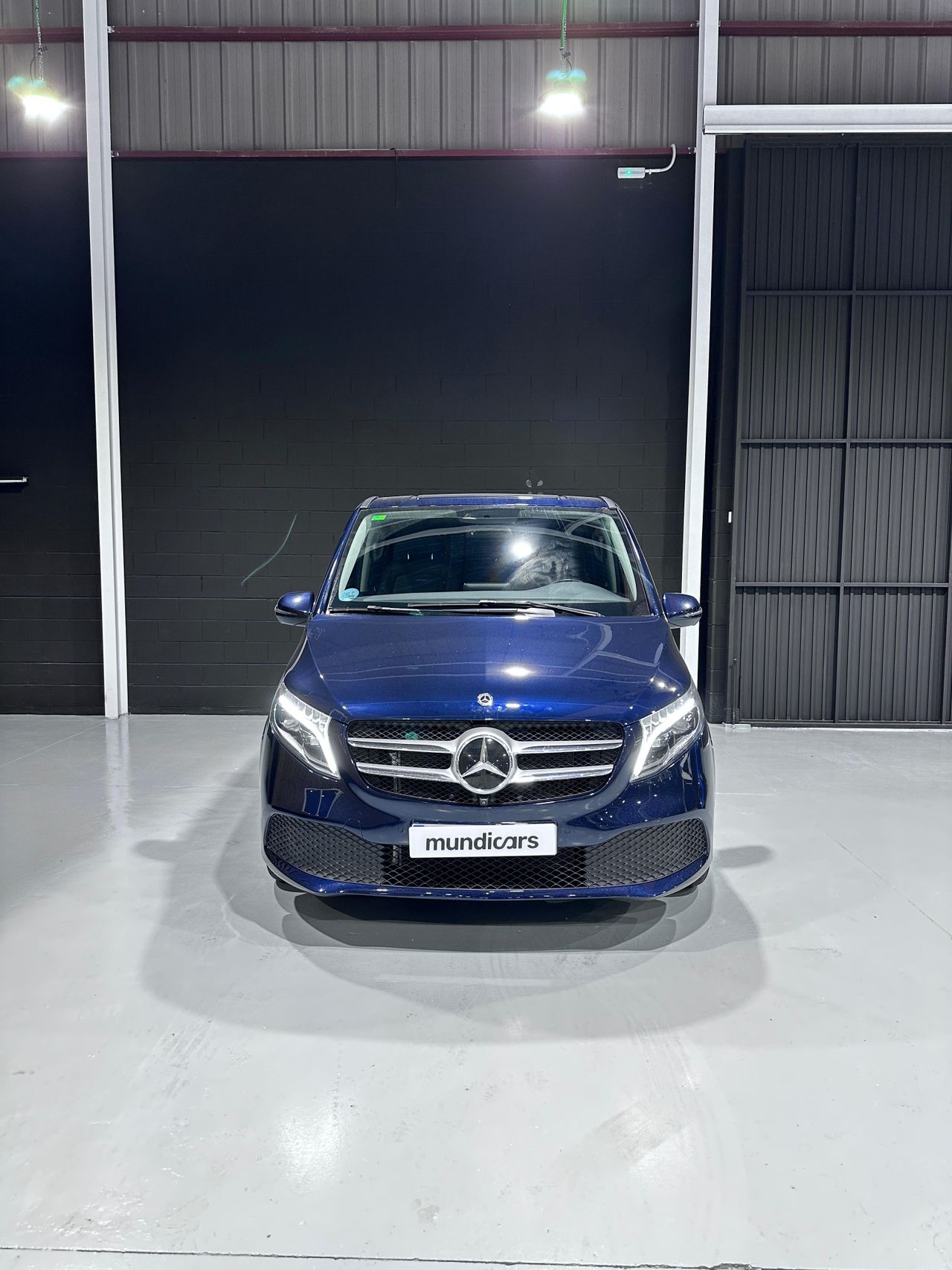 mercedes clase v 2019 / foto grande (3)