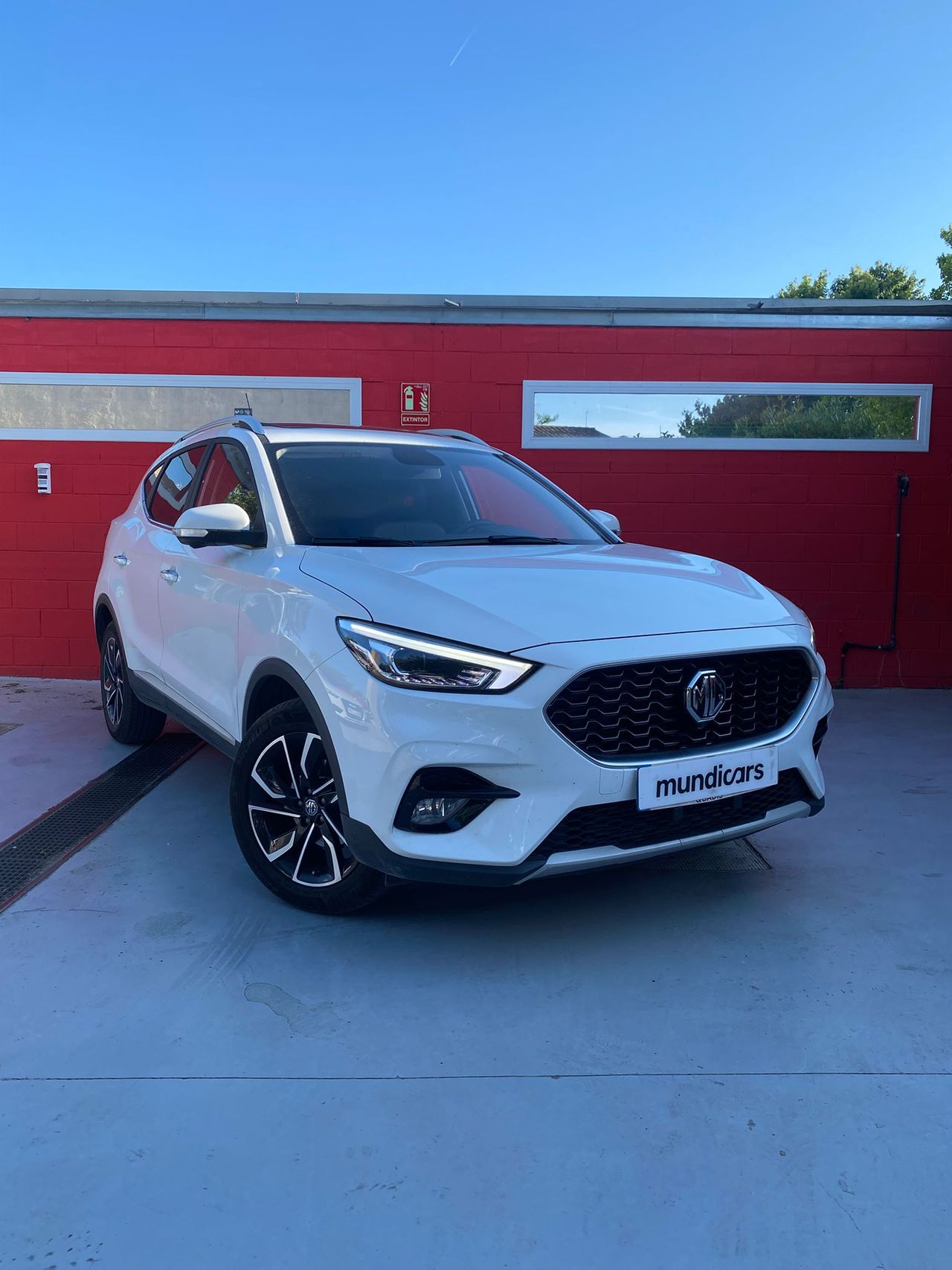 mg zs 2024 / foto grande (2)