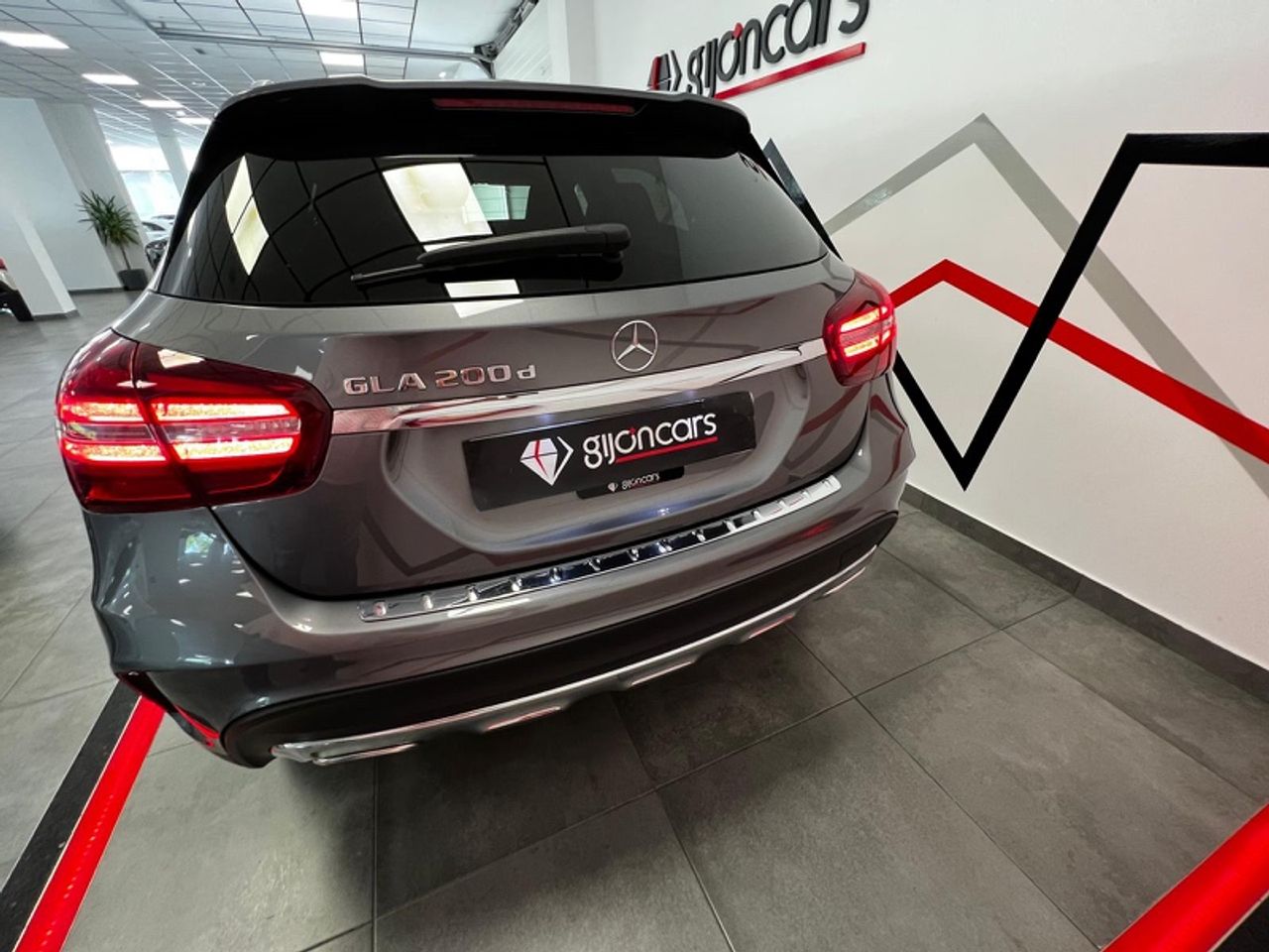 mercedes gla 2020 / foto grande (2)