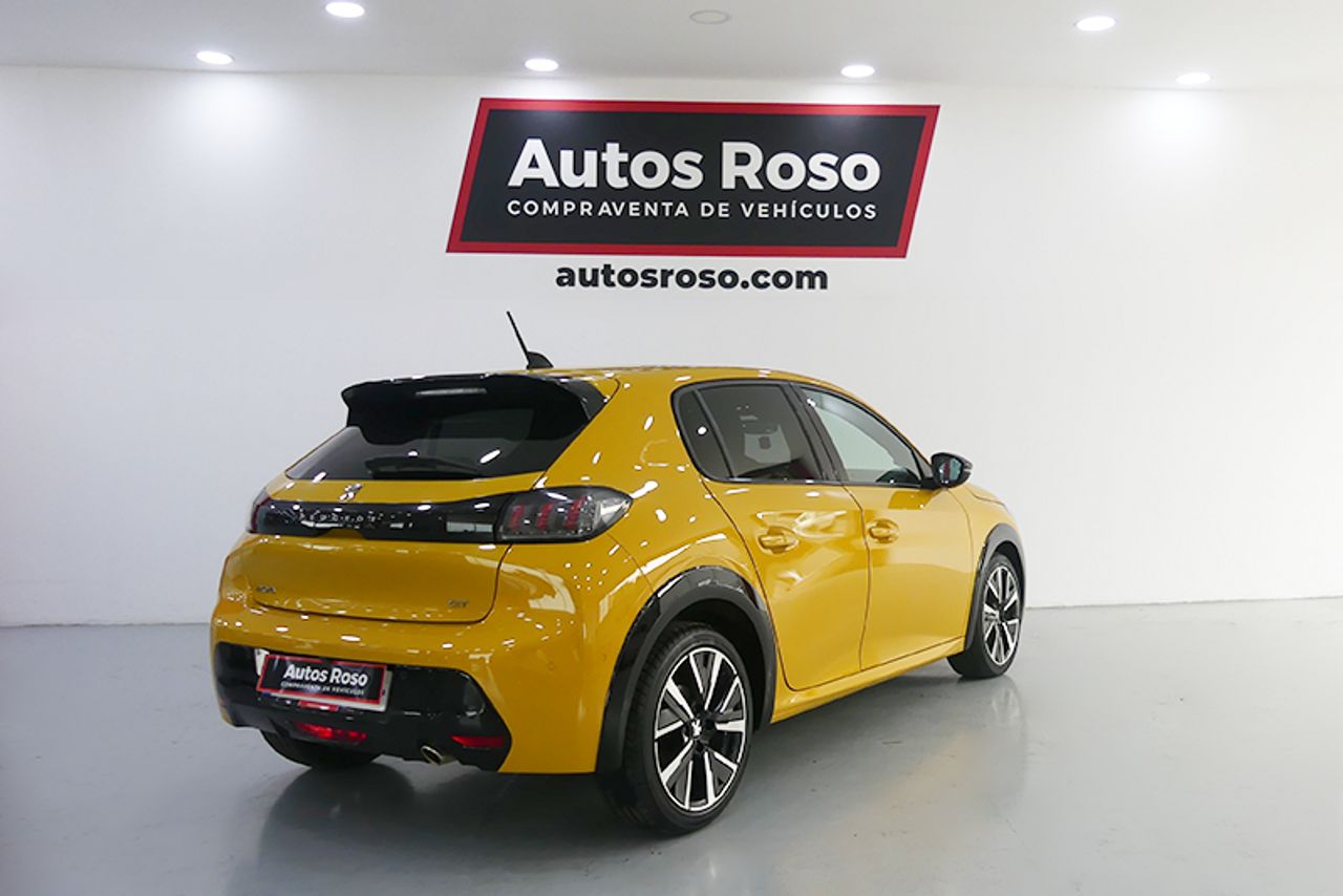peugeot 208 2021 / foto grande (3)