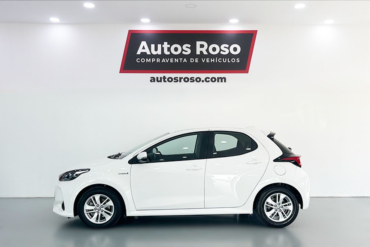 toyota yaris 2021 / foto grande (2)