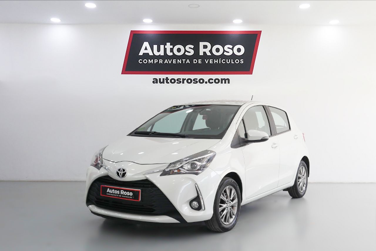 Foto toyota yaris 2020 /