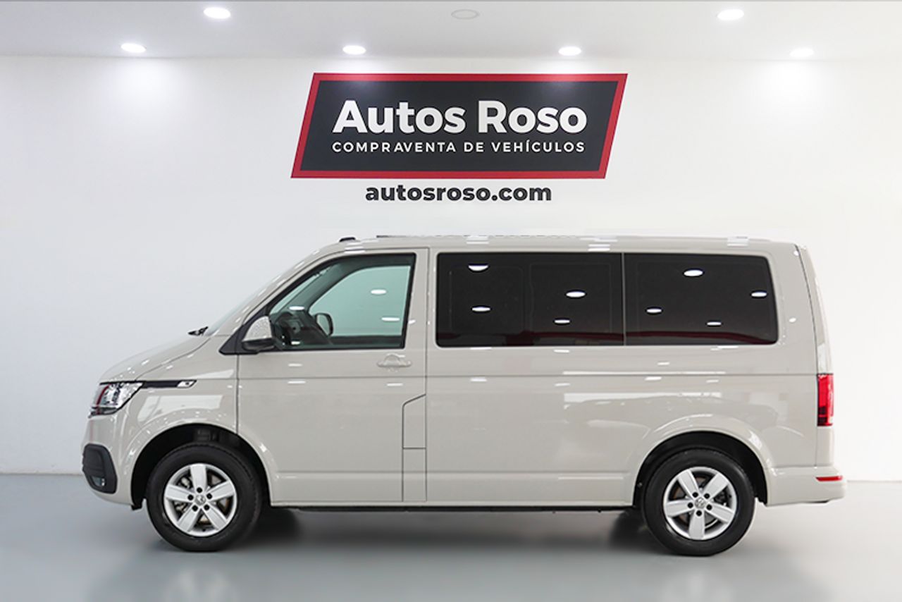 volkswagen multivan 2022 / foto grande (2)