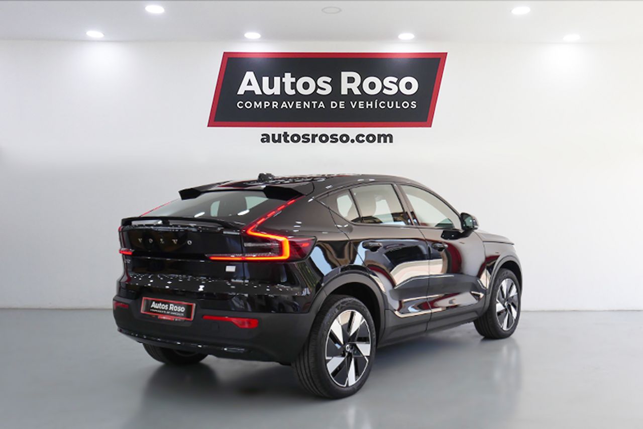 volvo c40 2023 / foto grande (3)