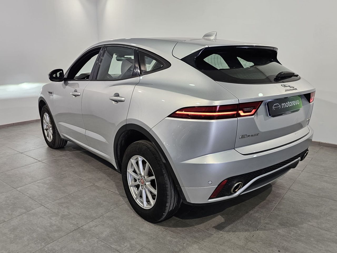 jaguar e-pace 2019 / foto grande (3)