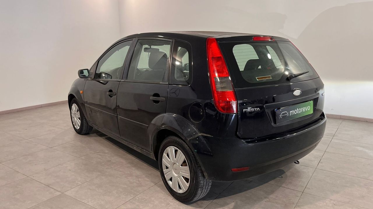 ford fiesta 2004 / foto grande (2)