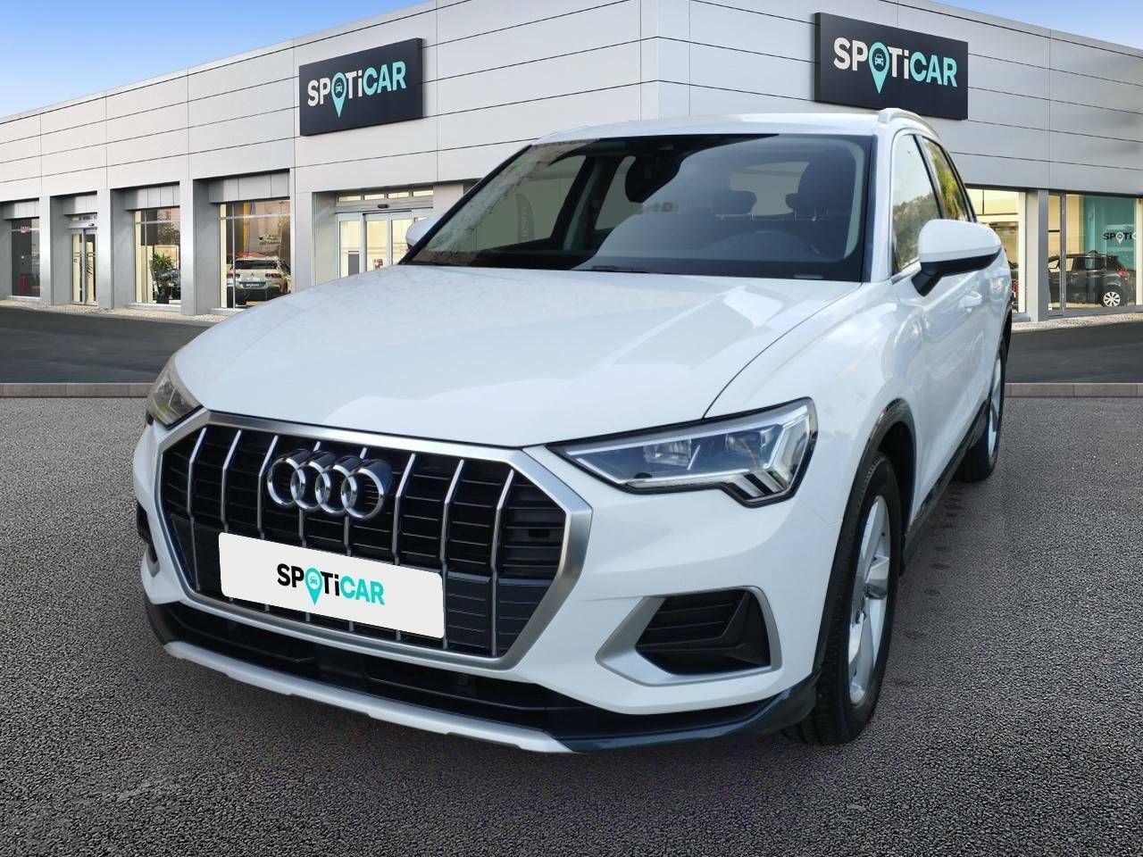 audi q3 2019 /