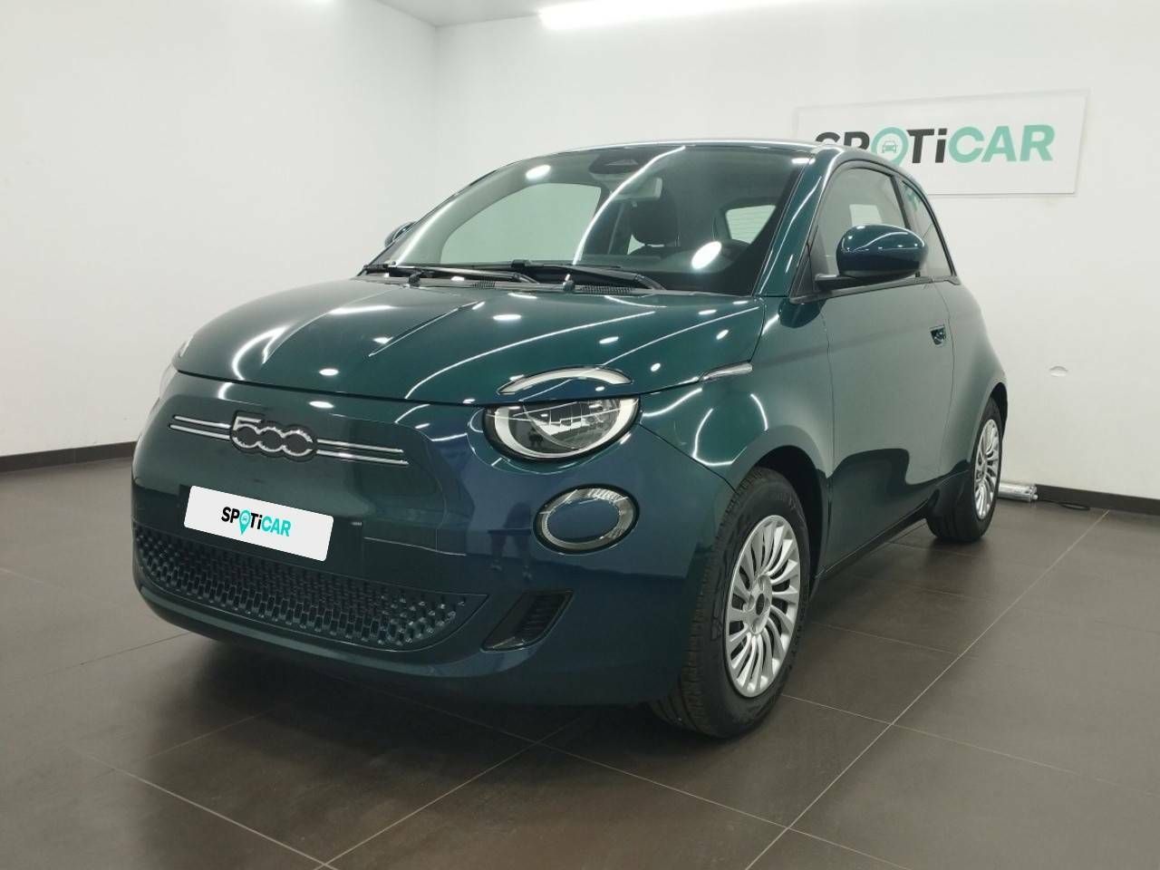 Cafetera profesional  de segunda mano en Valencia - fiat 500 2023 /