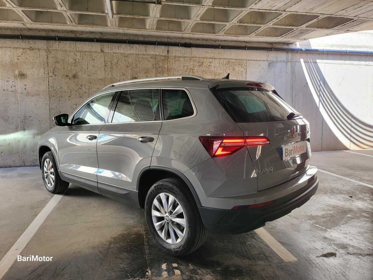 skoda karoq 2022 / foto grande (2)