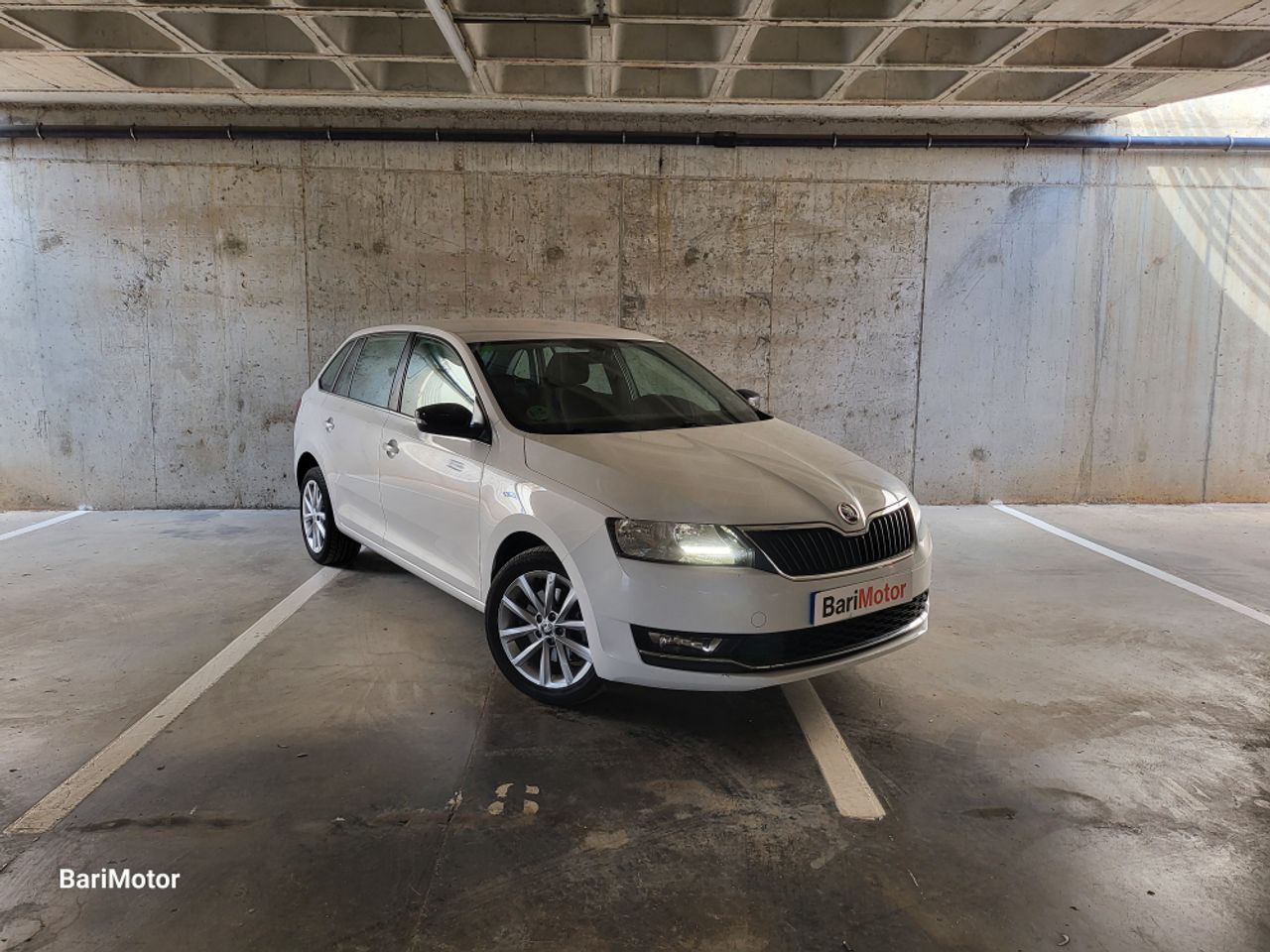 Foto skoda spaceback 2019 /