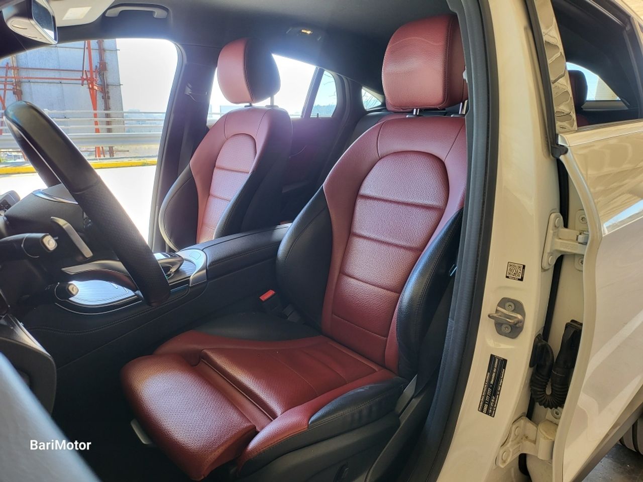 mercedes glc 2018 / foto grande (3)