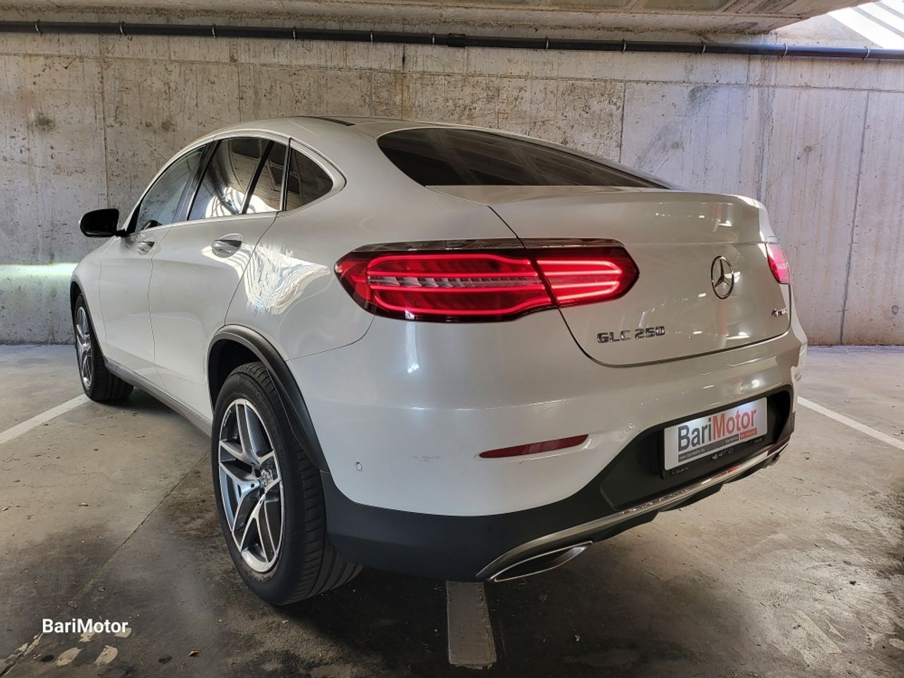 mercedes glc 2018 / foto grande (2)