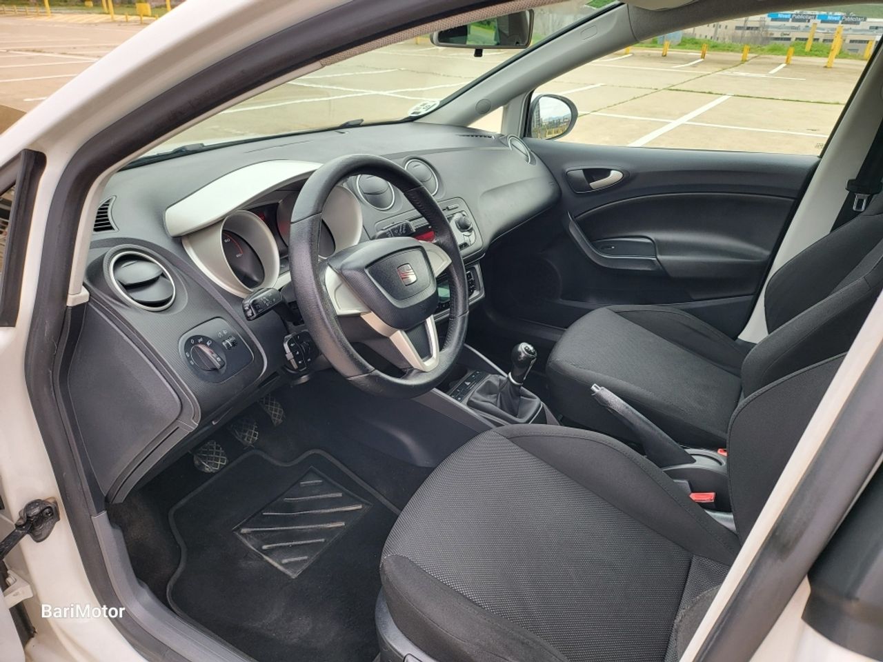 seat ibiza 2009 / foto grande (3)
